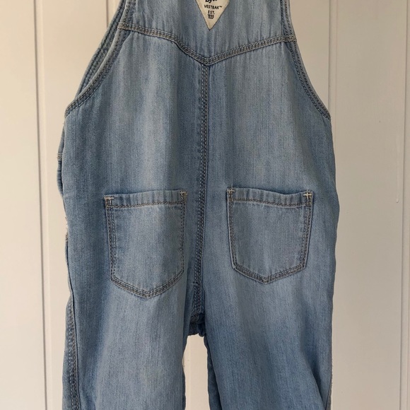 Oshkosh overalls - Picture 2 of 7